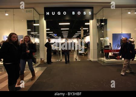 hugo boss factory store vaughan mills